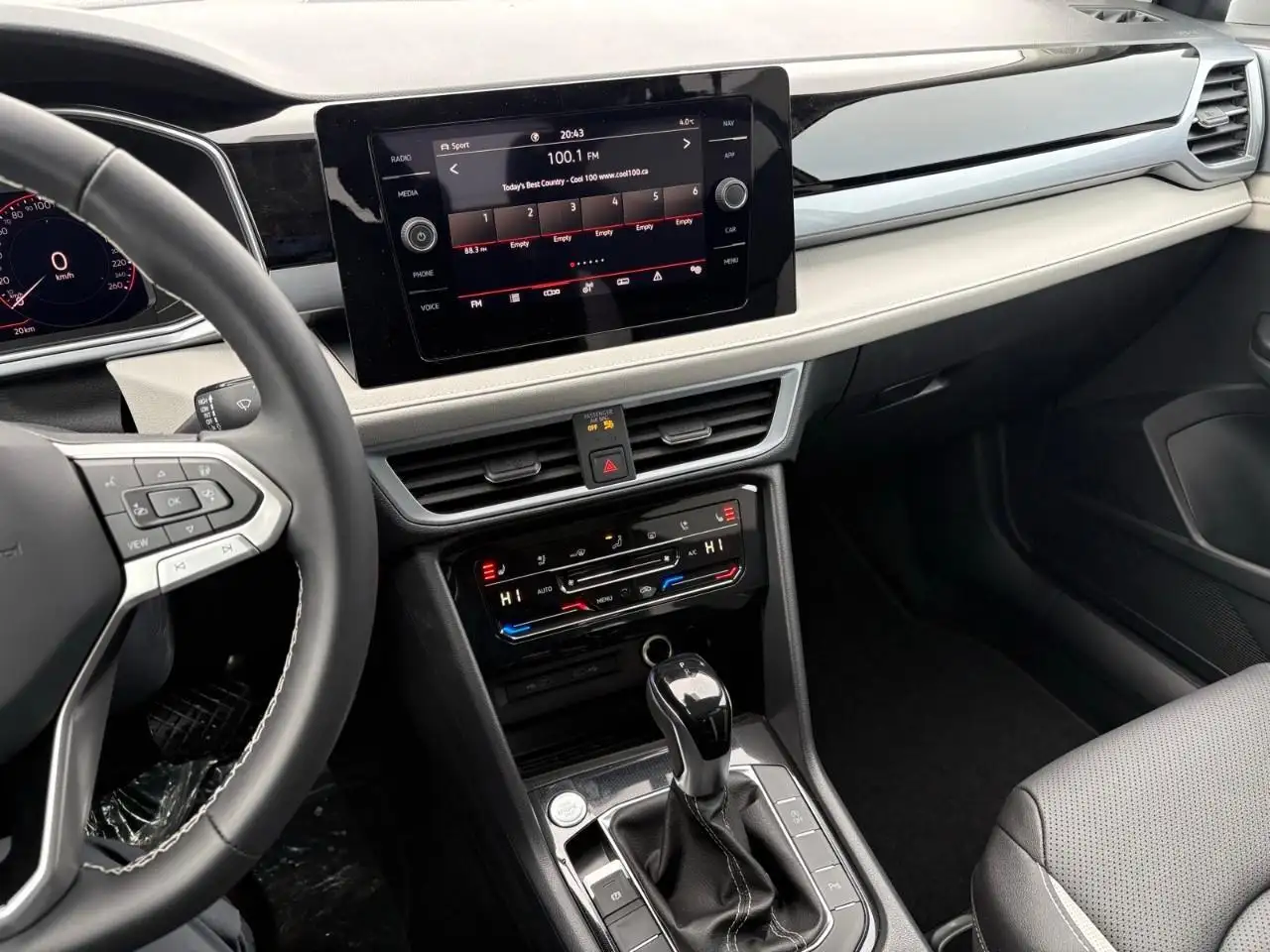 Volkswagen Taos снимка Volkswagen Taos