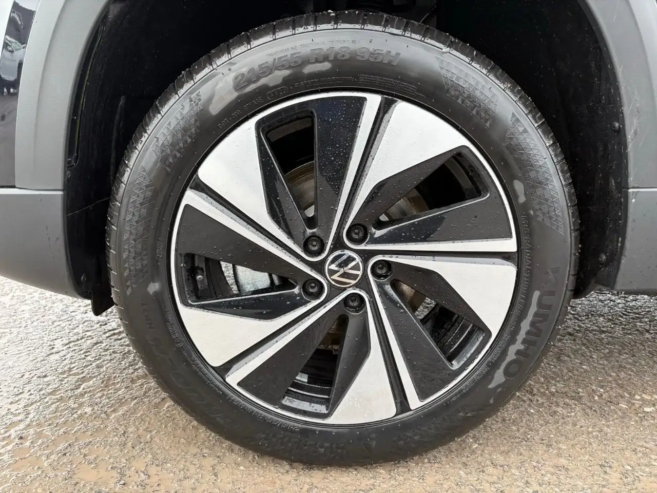 Volkswagen Taos снимка Volkswagen Taos