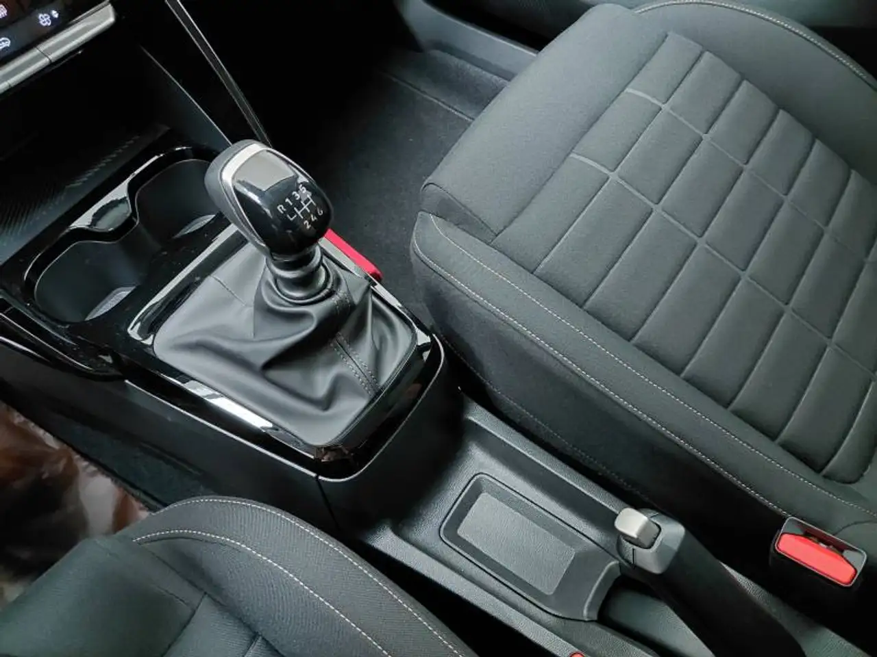 Citroen C3 Aircross 2 Turbo 100 ch Manual PLUS, миниатюра 18