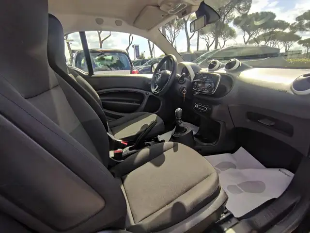 Smart Fortwo view 14