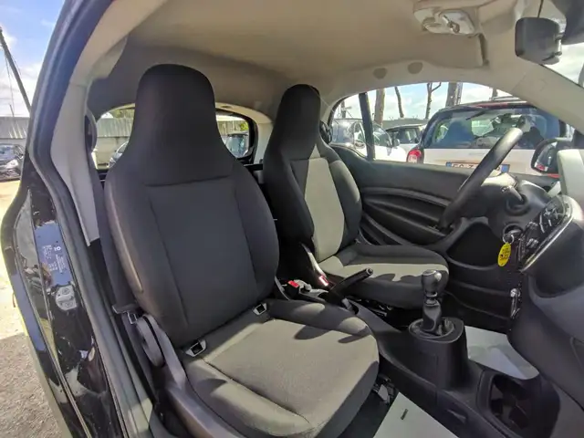 Smart Fortwo view 15