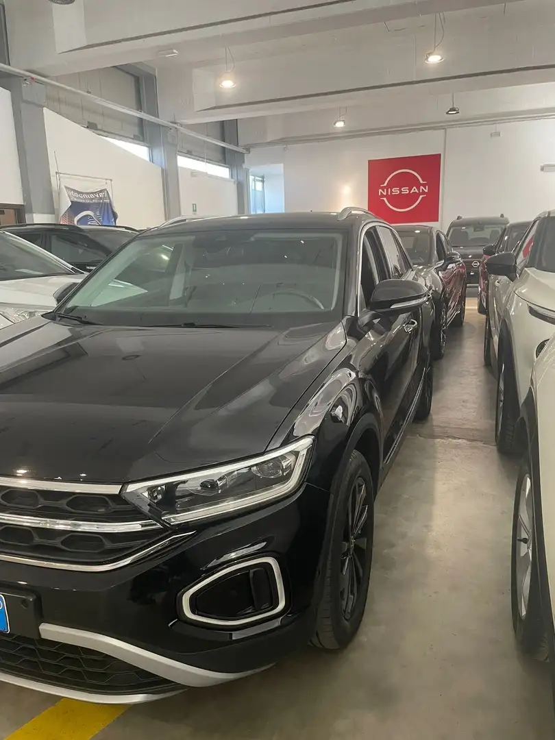 Volkswagen T-Roc 2022 2.0 tdi R-Line 4motion 150cv dsg Noir - 1