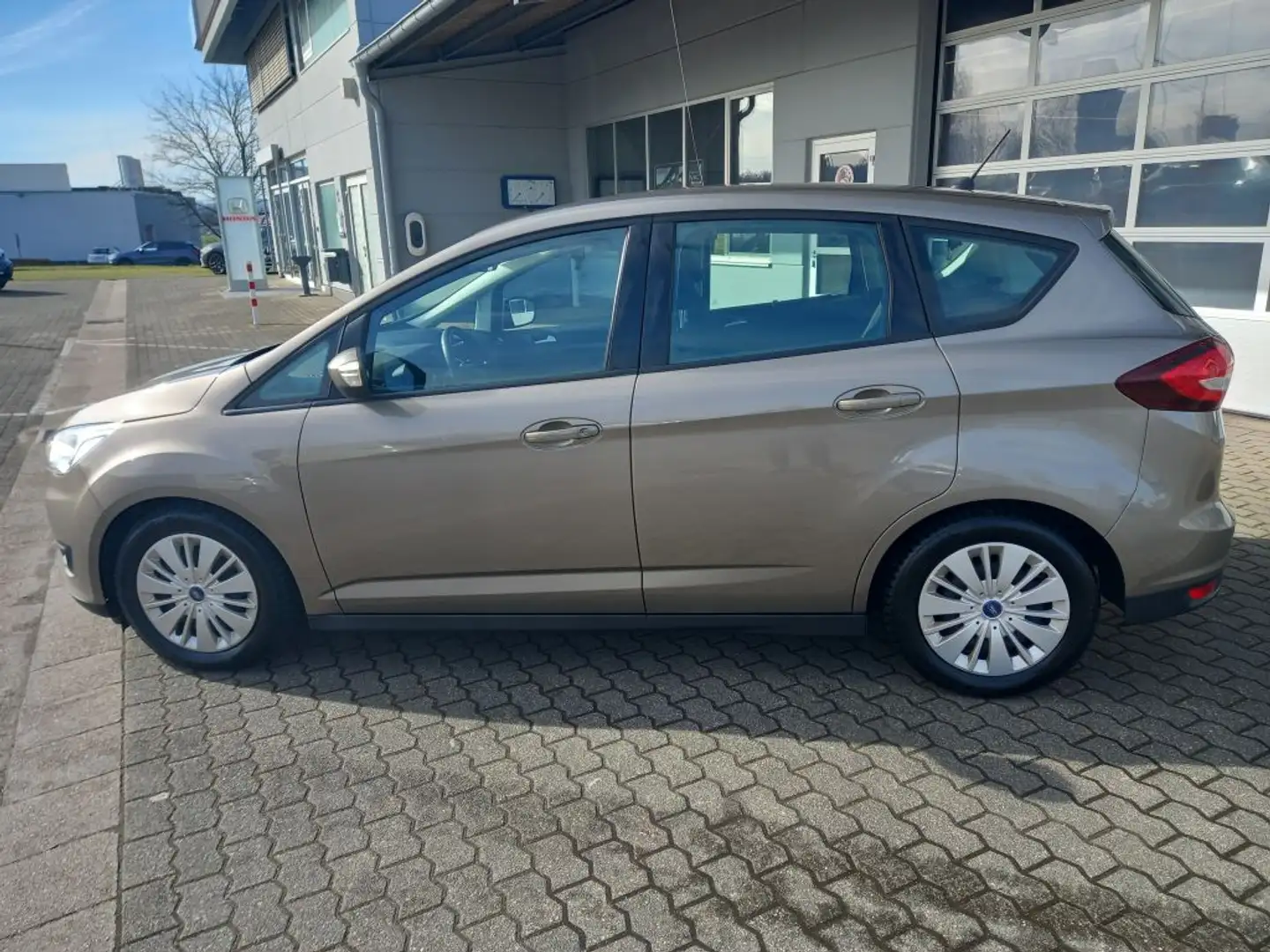 Ford C-Max 1.0 EcoBoost Start-Stopp-System COOL&CONNECT Braun - 2