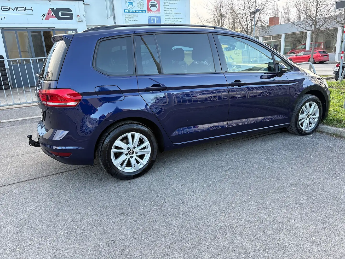 Volkswagen Touran Comfortline 2.0 TDI SCR DSG*ACC*NAVI*AHK* Blau - 2