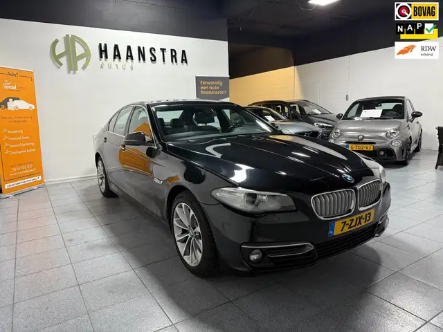 BMW 520 5-serie 520i Sedan Modern Navigatie vol leder NL A