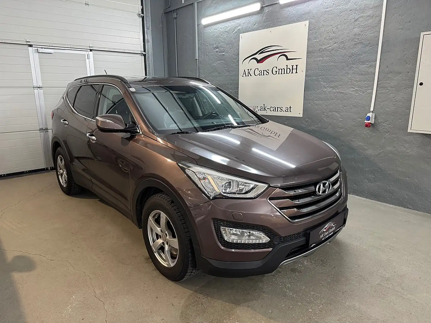 Hyundai SANTA FE Santa Fe 2,2 CRDi 4WD Aut.*1.Besitz*Kamera*Sitz... Brązowy - 1