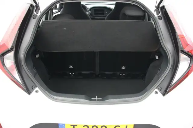 Toyota Aygo X view 11