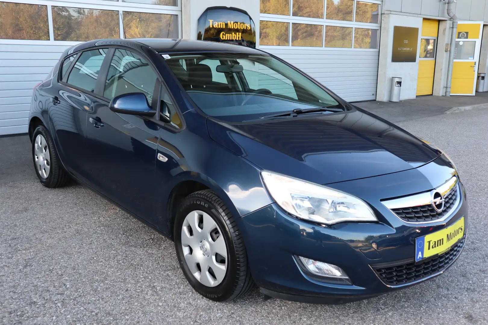 Opel Astra 1,4 Ecotec Edition Blau - 1