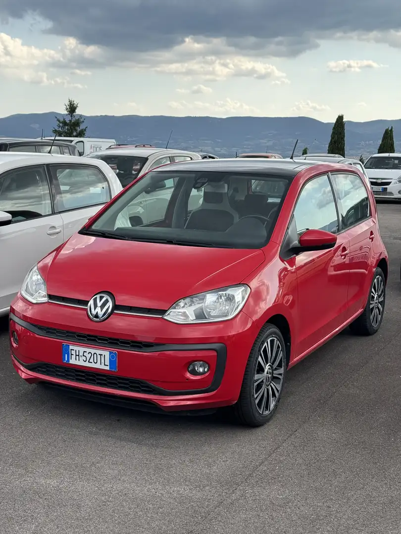 Volkswagen up! up! 5p 2017 5p 1.0 High 75cv asg Красный - 1