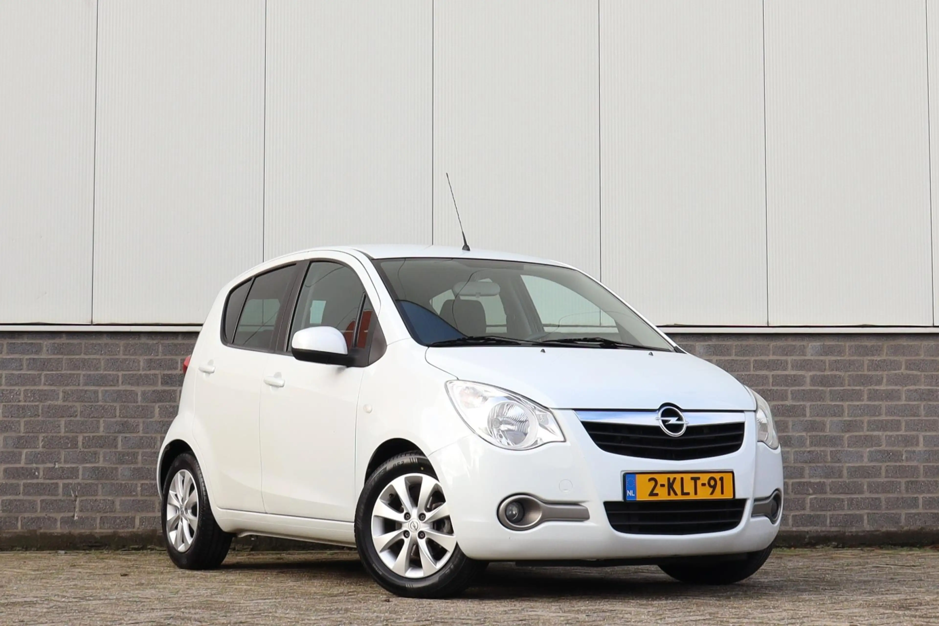 Opel Agila 1.2 Edition Automaat 1e eig. NL Auto — photo 3