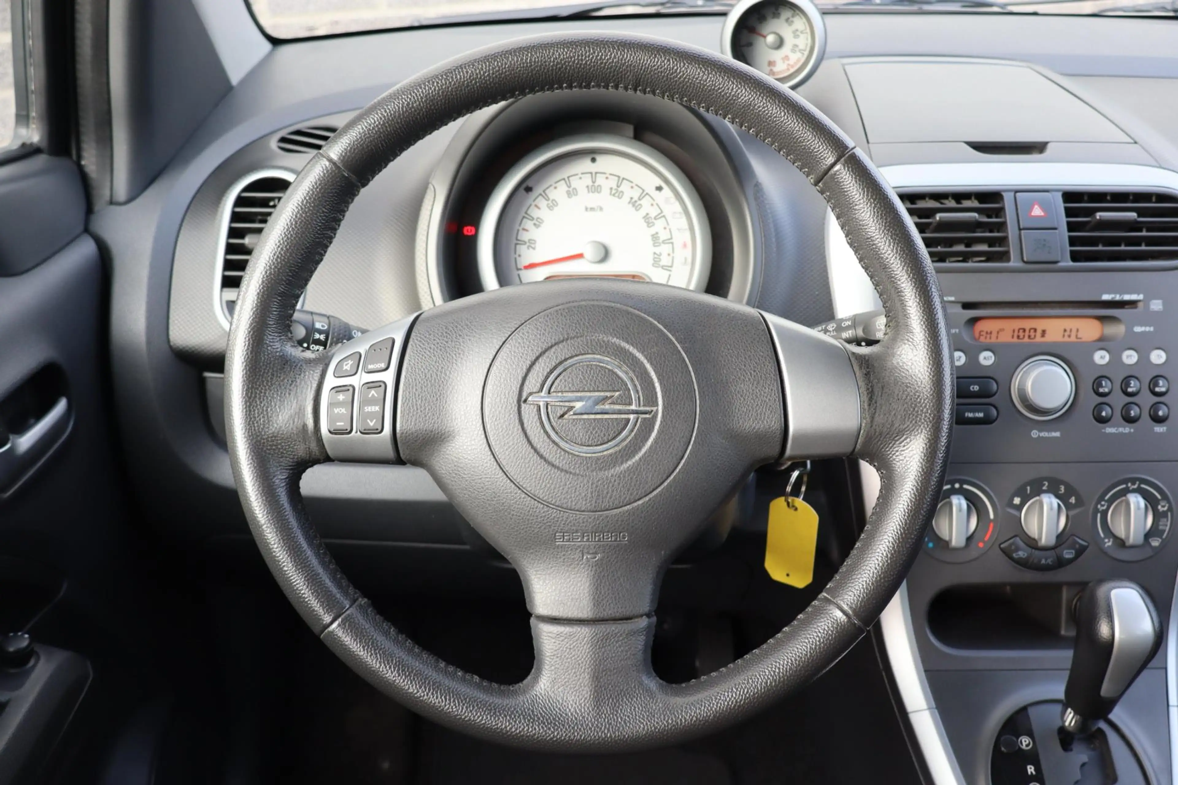 Opel Agila 1.2 Edition Automaat 1e eig. NL Auto — photo 15