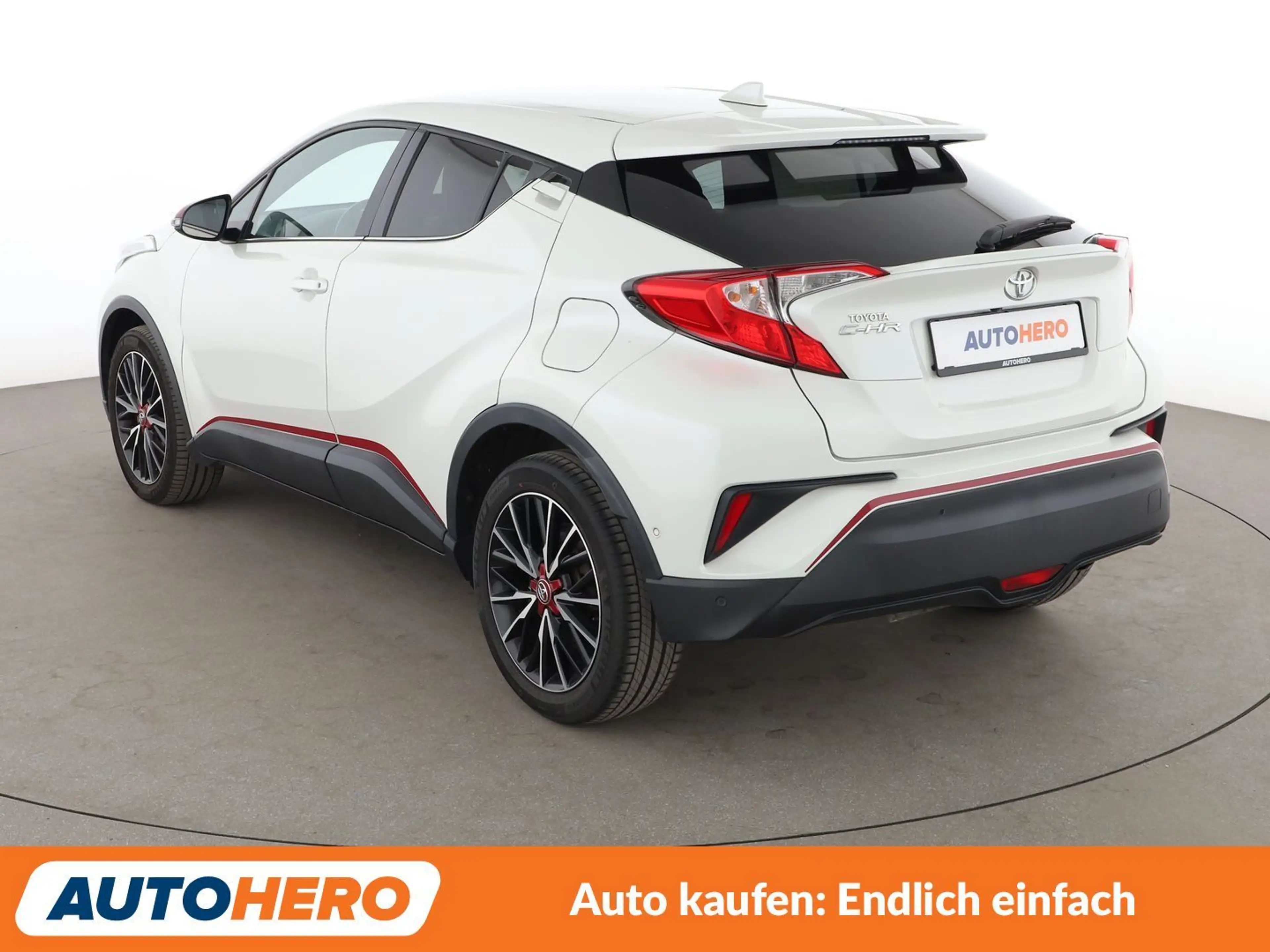 Toyota C-HR 1.2 Turbo Lounge *NAVI*LED*ACC*CAM*PDC*SHZ* — photo 4