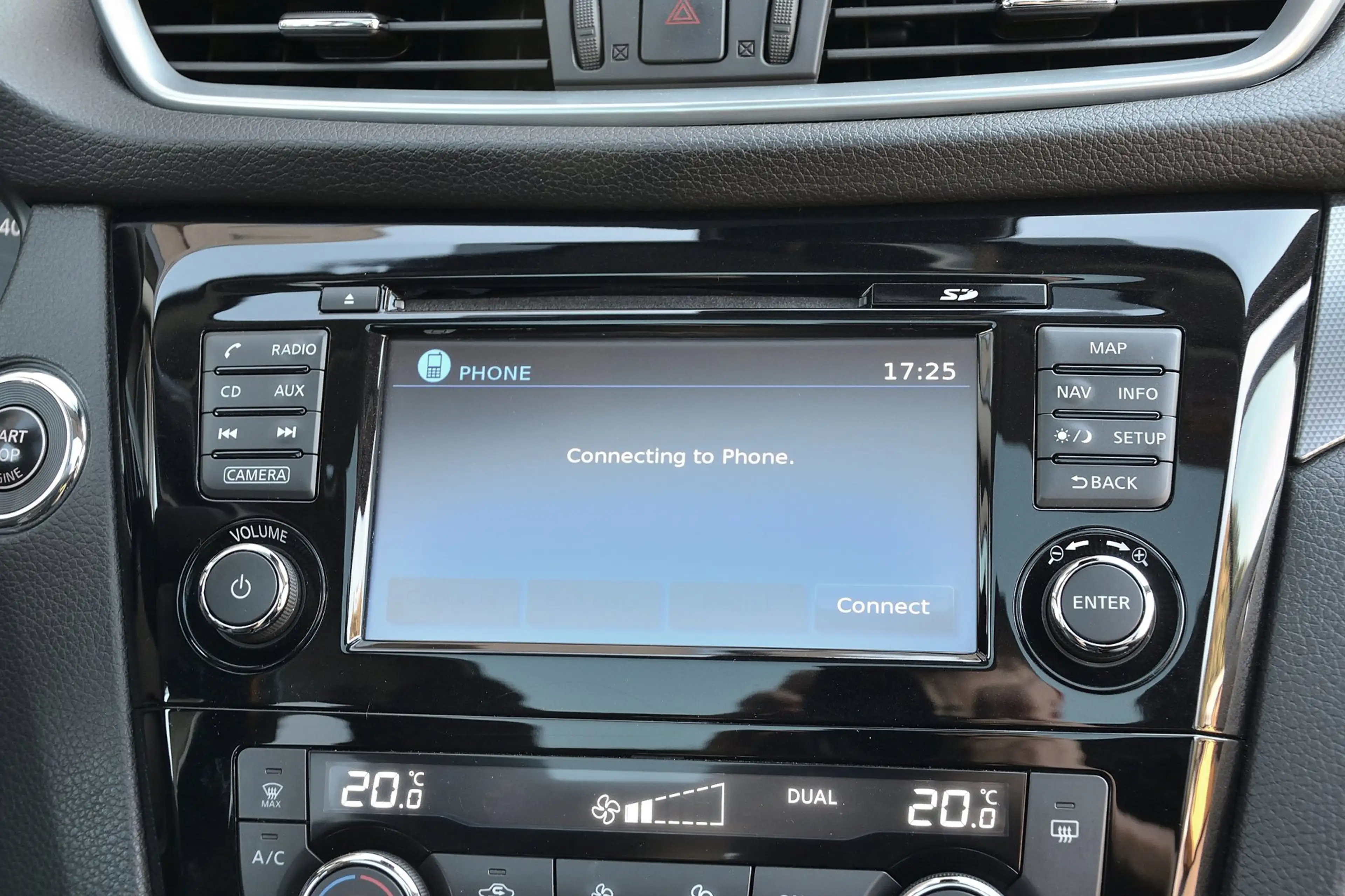 Nissan Qashqai 1.2 N-Connecta | Panoramadak | 360 Camera | Naviga — photo 15