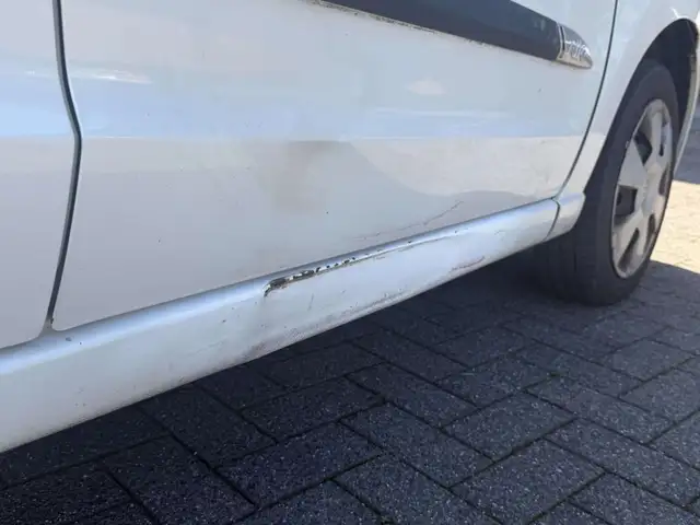 Suzuki Alto view 20