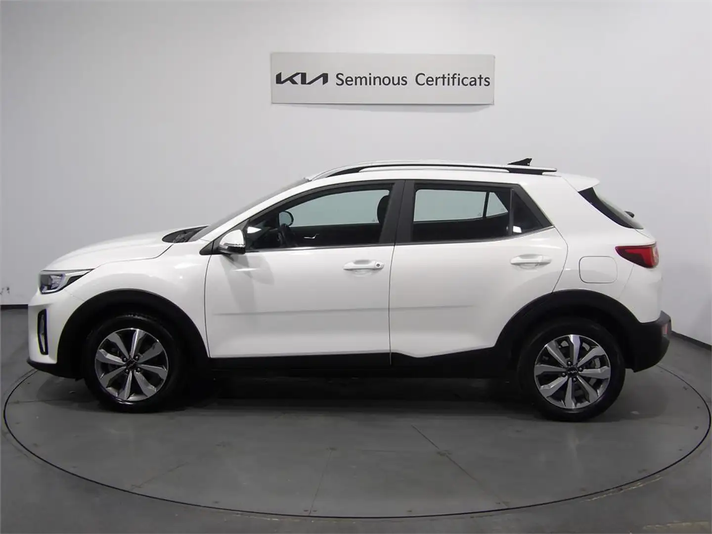 Kia Stonic 1.0 T-GDi MHEV Drive 100 - 2