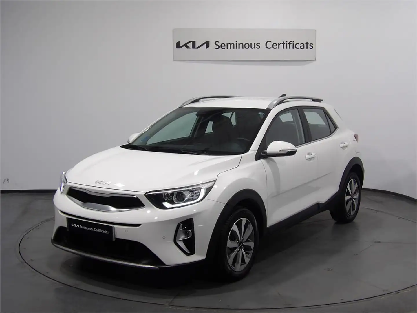 Kia Stonic 1.0 T-GDi MHEV Drive 100 - 1