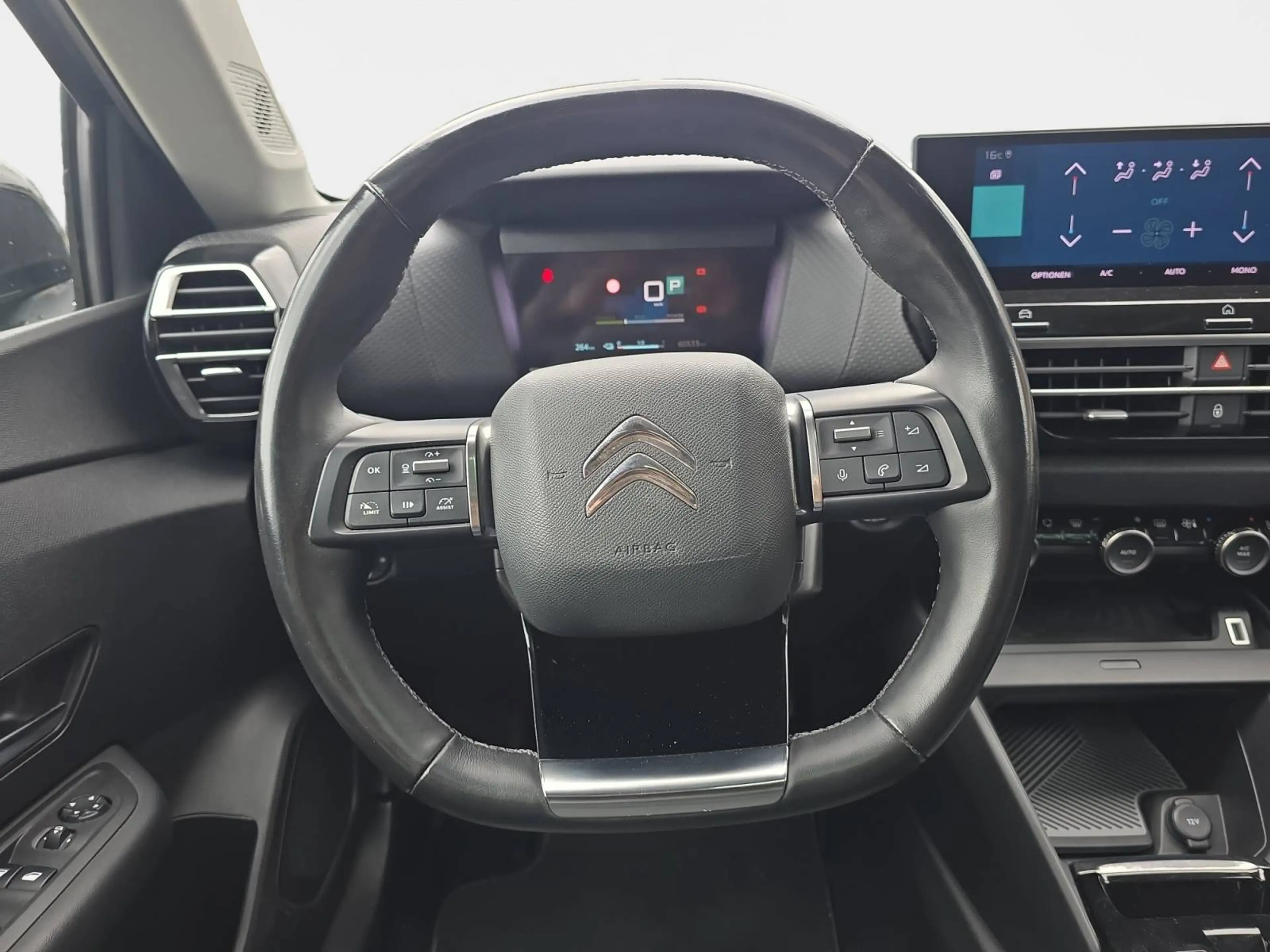 Citroen C4 — photo 13