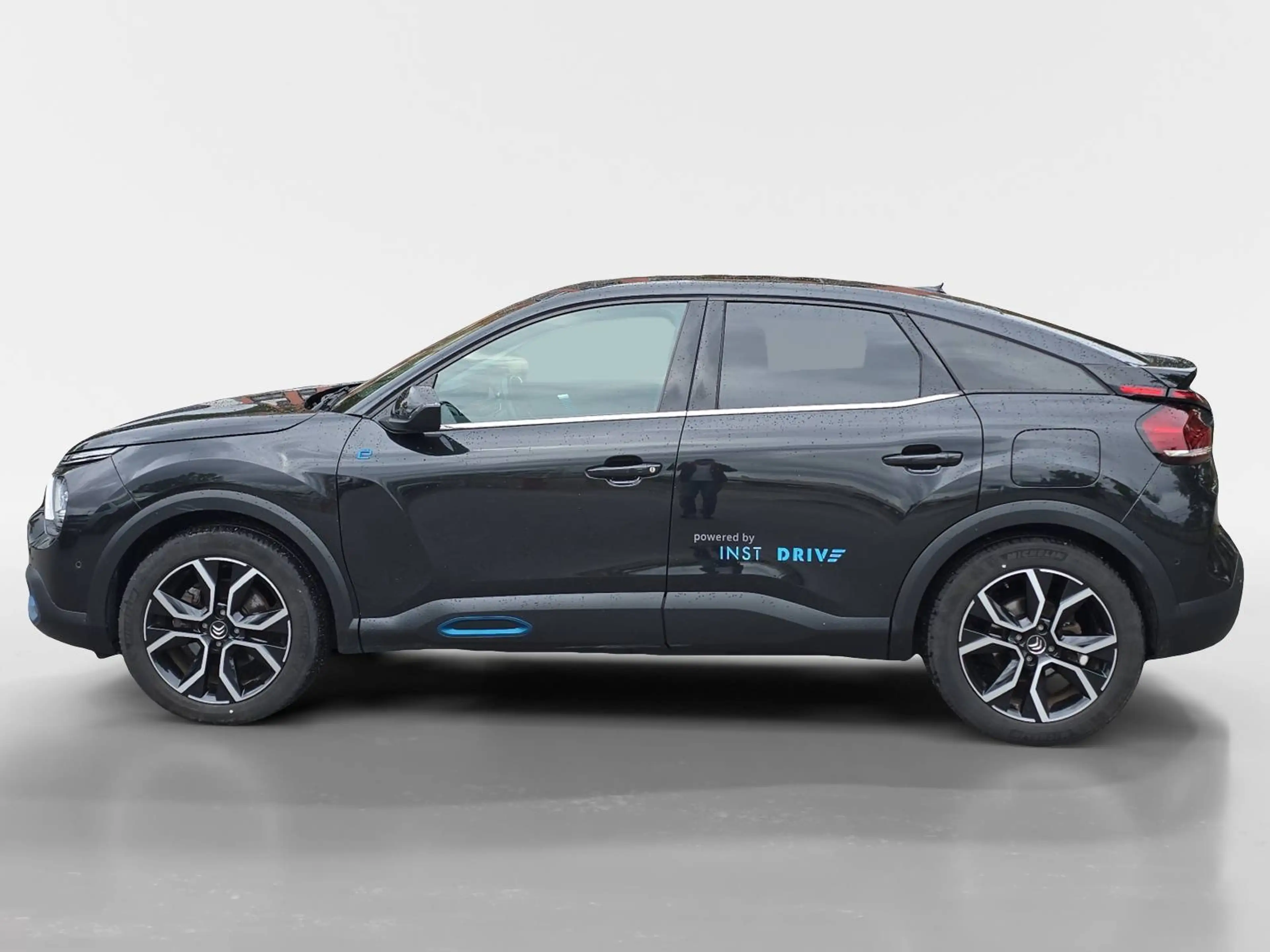 Citroen C4 — photo 2