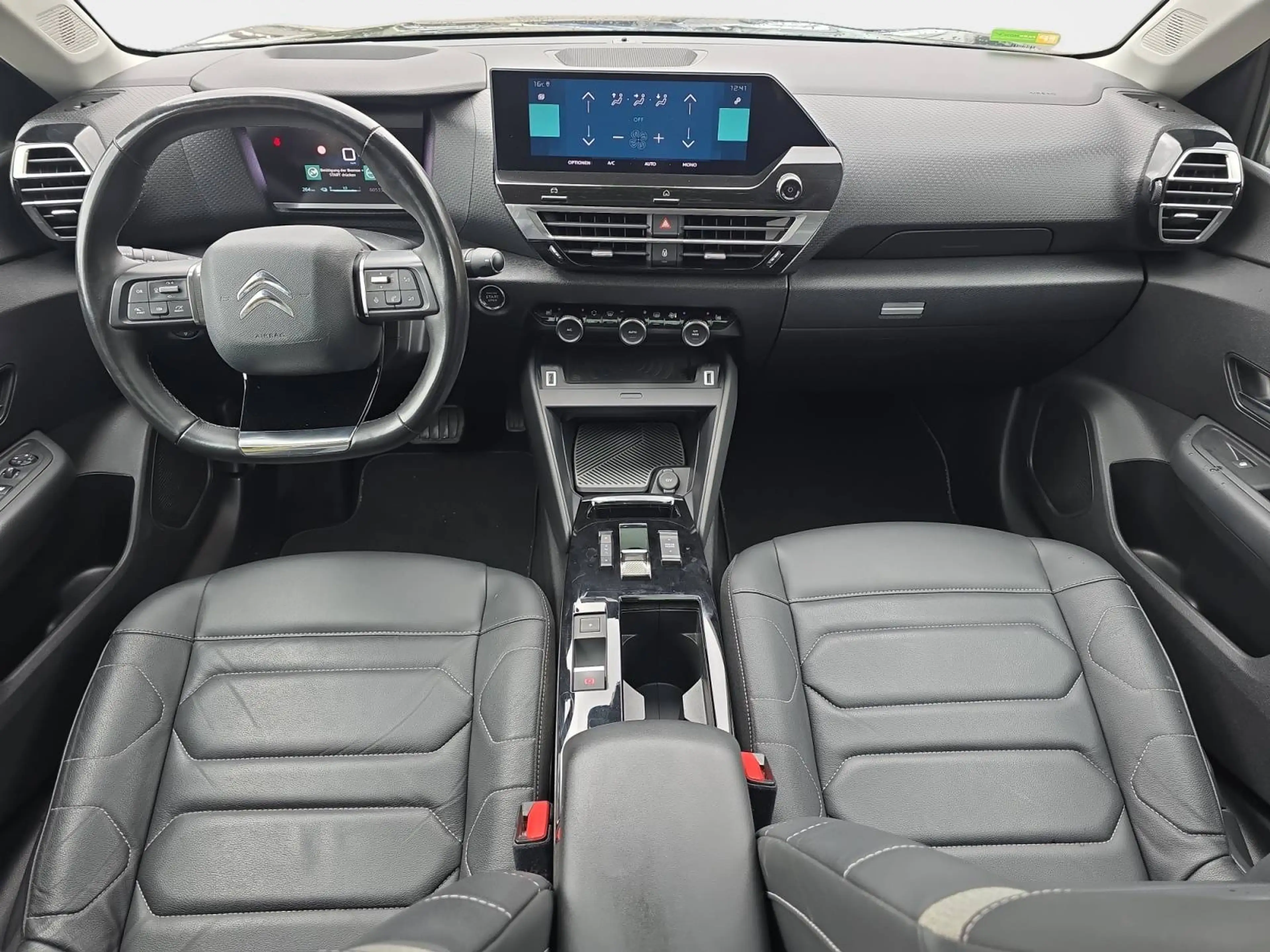 Citroen C4 — photo 11