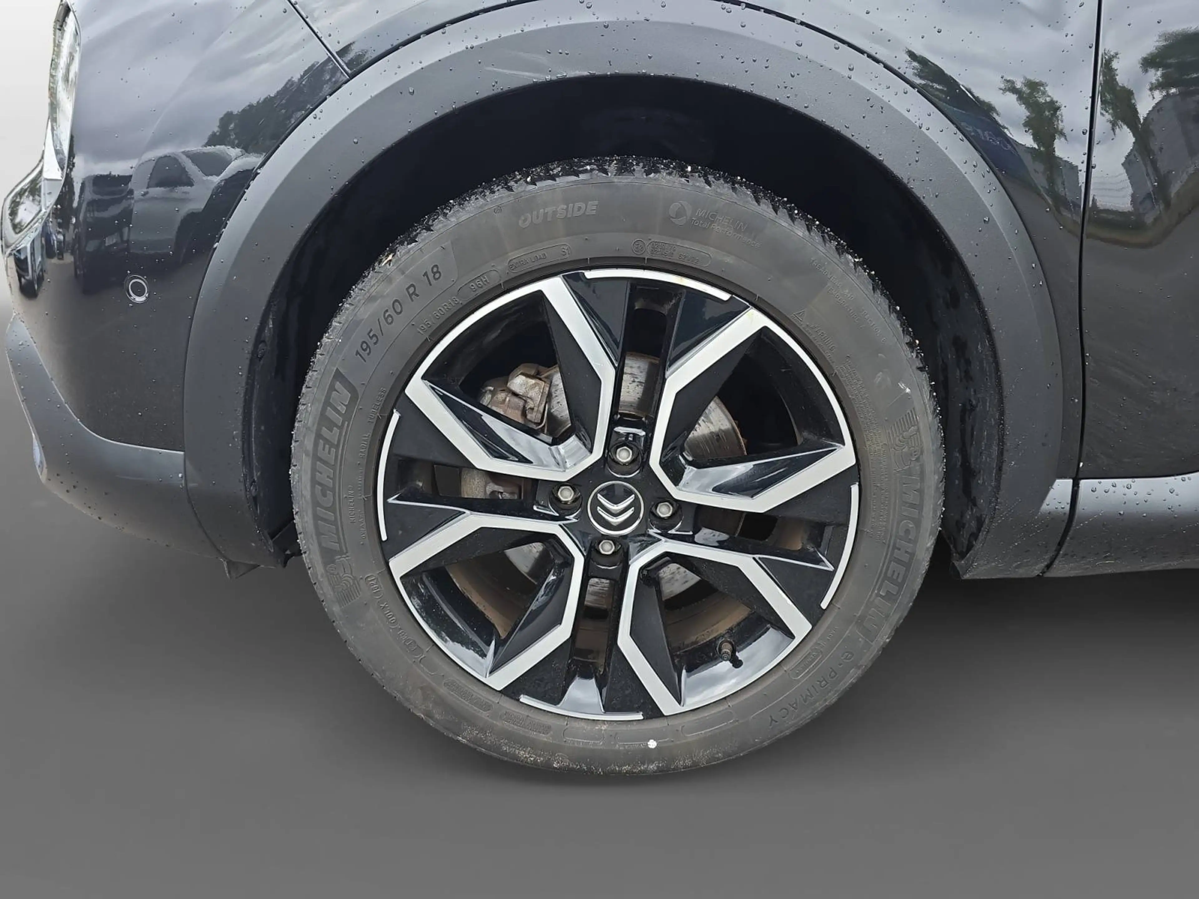 Citroen C4 — photo 9