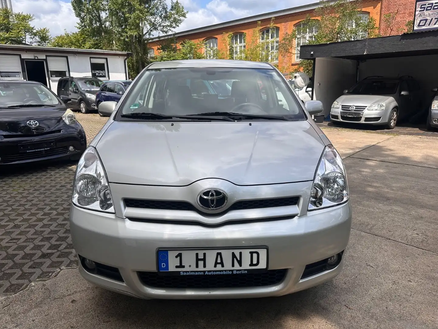 Toyota Corolla Verso 1.8 Sol*1.Hand*AC*7Sitzer*S.heft* Silber - 2