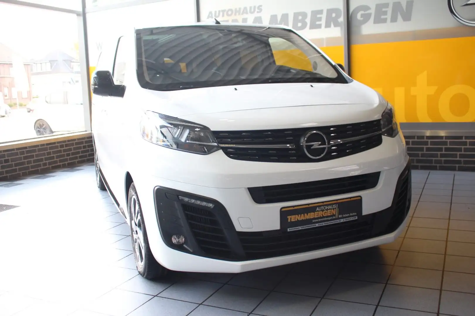 Opel Zafira Life M 2.0 CDTI 8-G Leder Xenon AHK ACC Weiß - 2