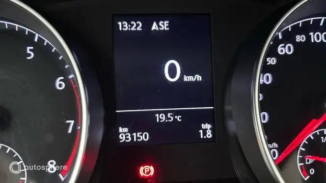 Volkswagen Golf view 9