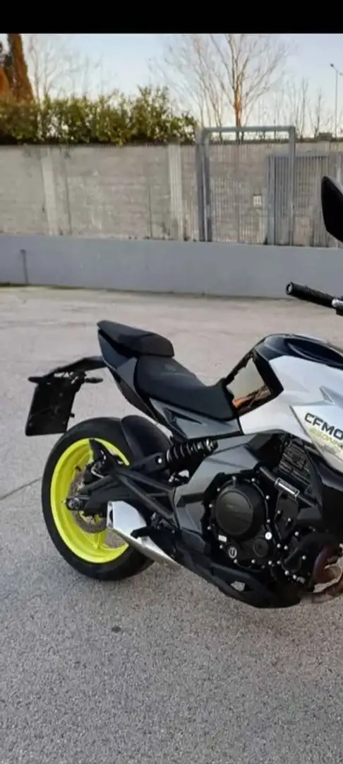 CFMOTO 650 NK naked Noir - 2