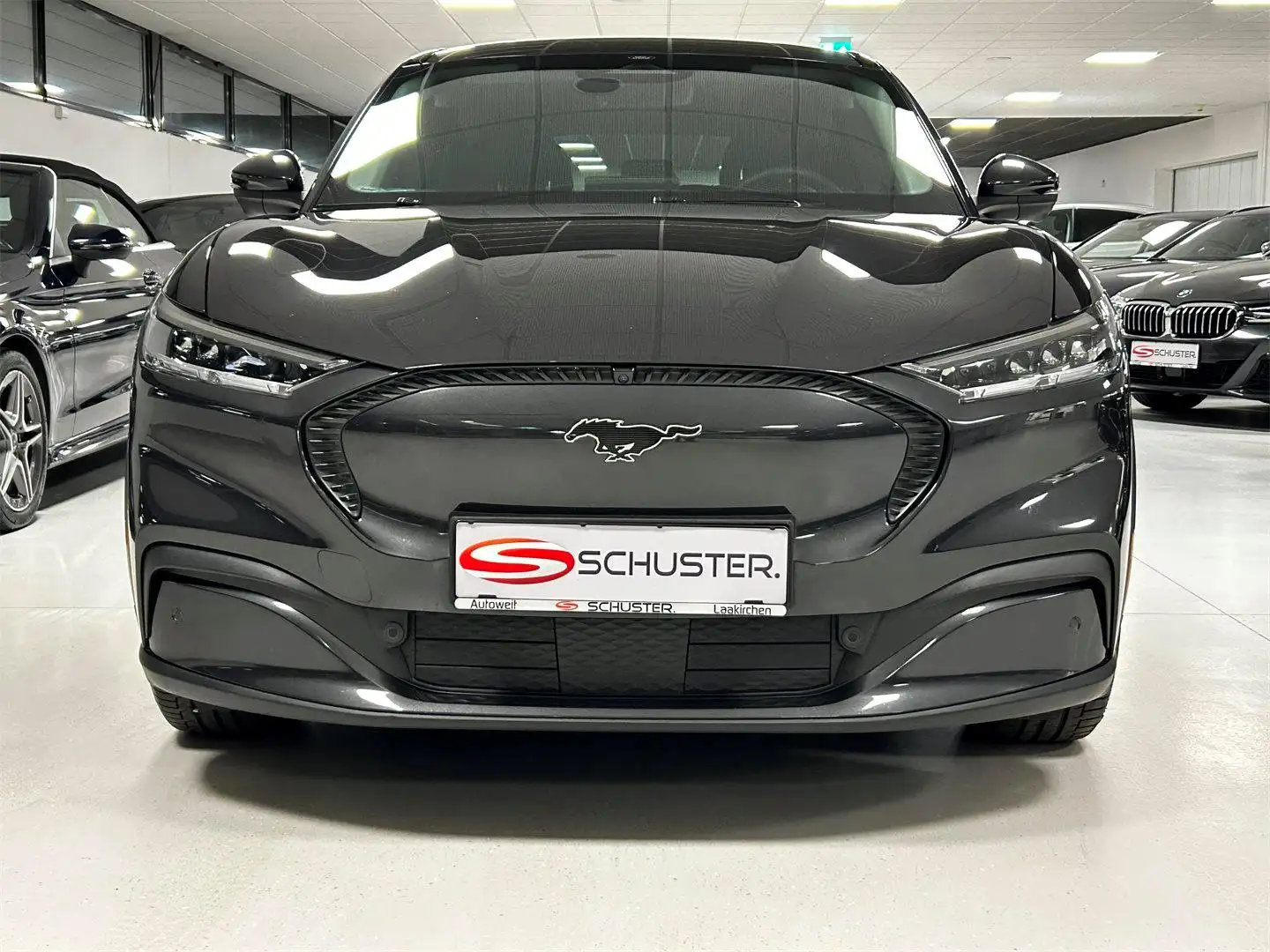 Ford Mustang Mach-E 76kWh Standard Range Premium-Polste Grau - 2
