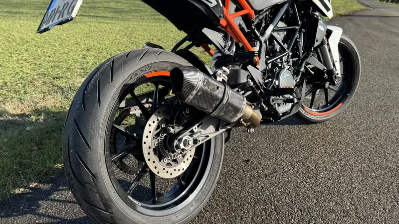 KTM 125 Duke - foto 3