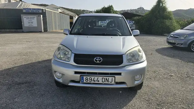 Toyota RAV4 1.8 Luna