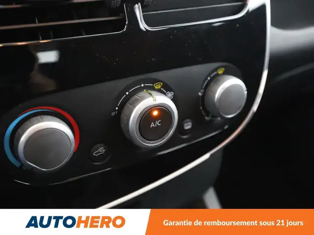Renault Clio view 23