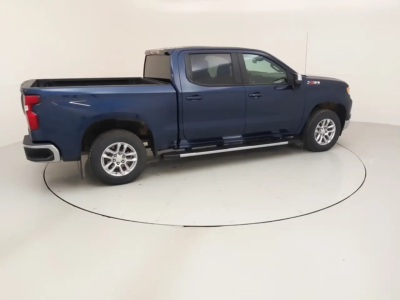 Chevrolet Silverado 1500 снимка Chevrolet Silverado 1500