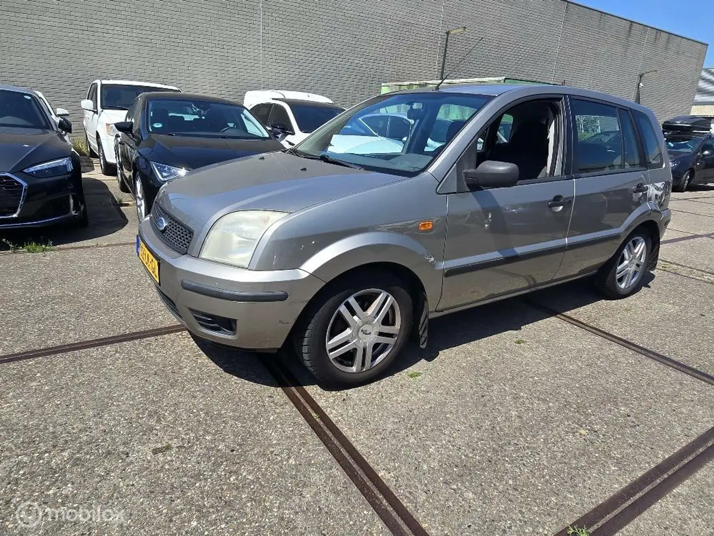 Ford Fusion 1.6-16V Centennial Gris - 1