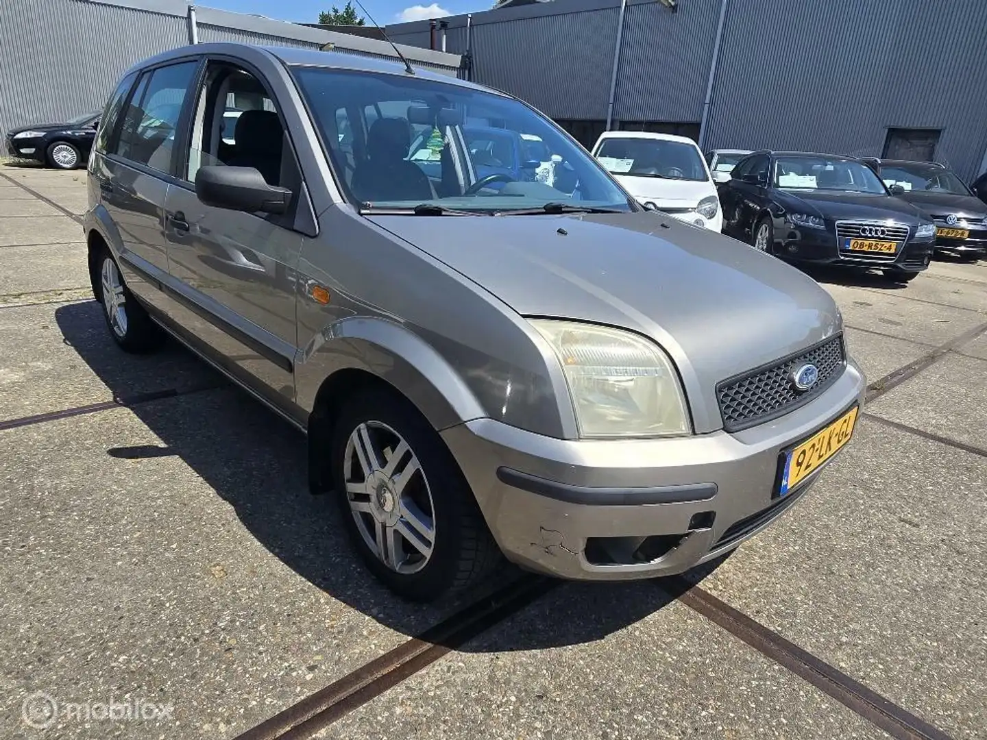 Ford Fusion 1.6-16V Centennial Grey - 2