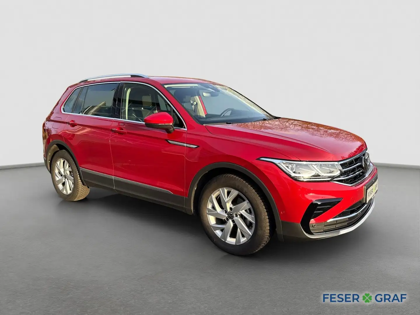 Volkswagen Tiguan Elegance 1.5 TSI DSG AHK HUD Matrix 360° DCC Rouge - 2