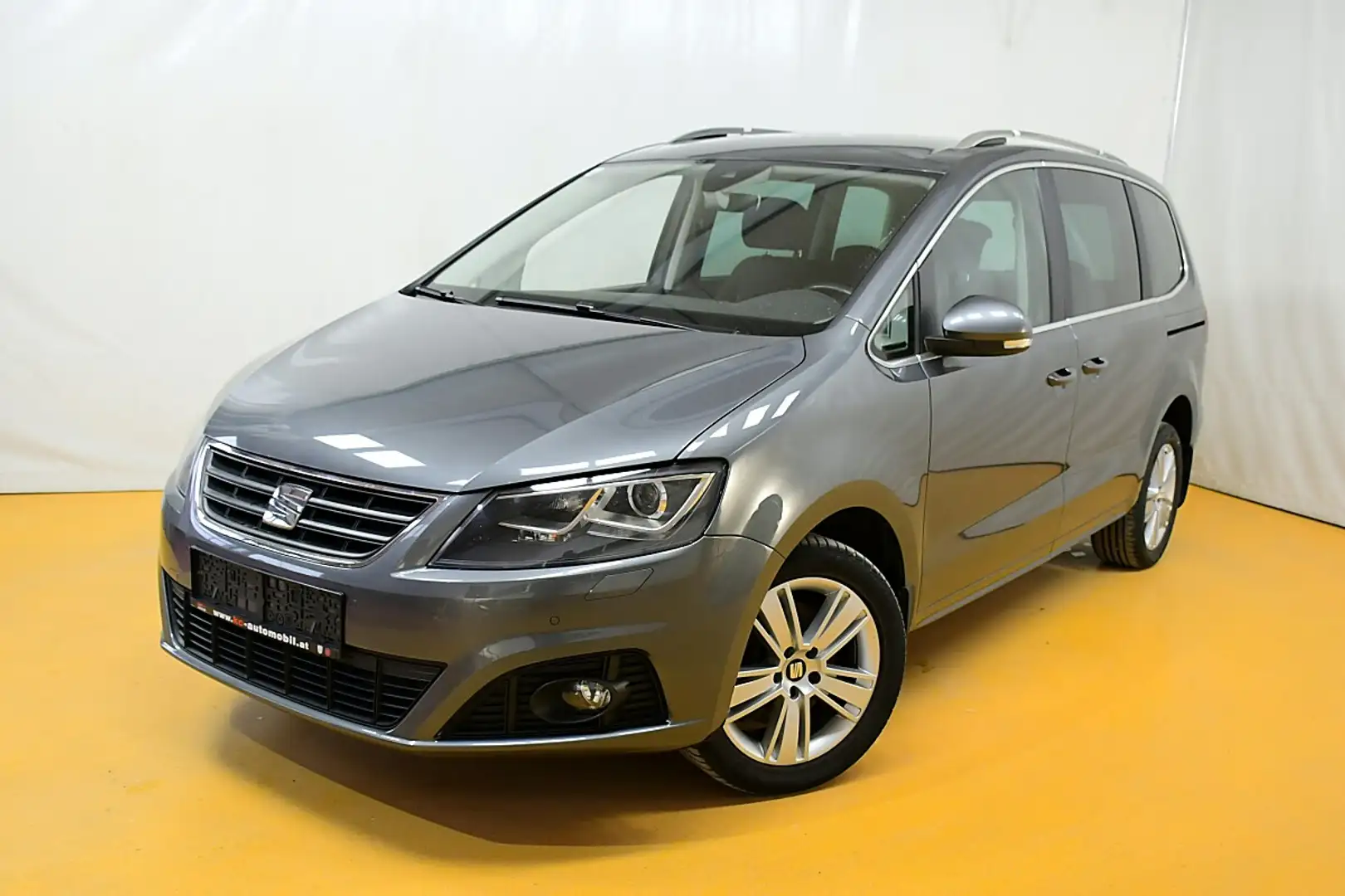 SEAT Alhambra Executive 2,0 TDI CR Grau - 1