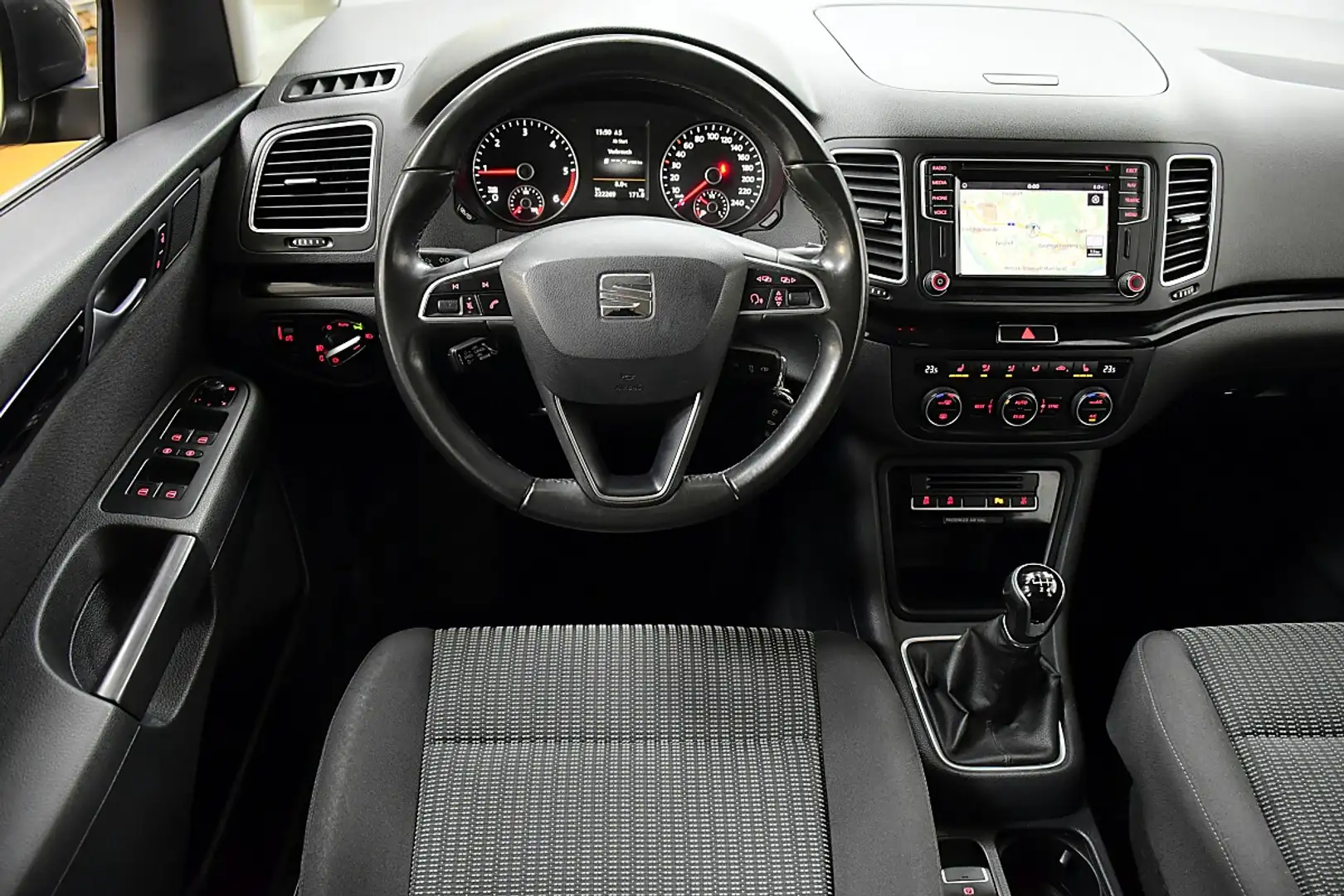 SEAT Alhambra Executive 2,0 TDI CR Grau - 2