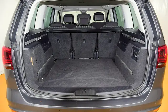 SEAT Alhambra view 21