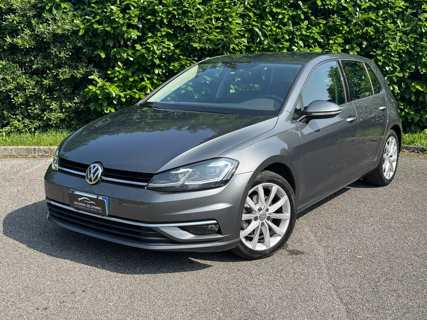 Volkswagen Golf Golf 5p 1.6 tdi Executive 115cv *FULL OPTIONAL* Grigio - 1