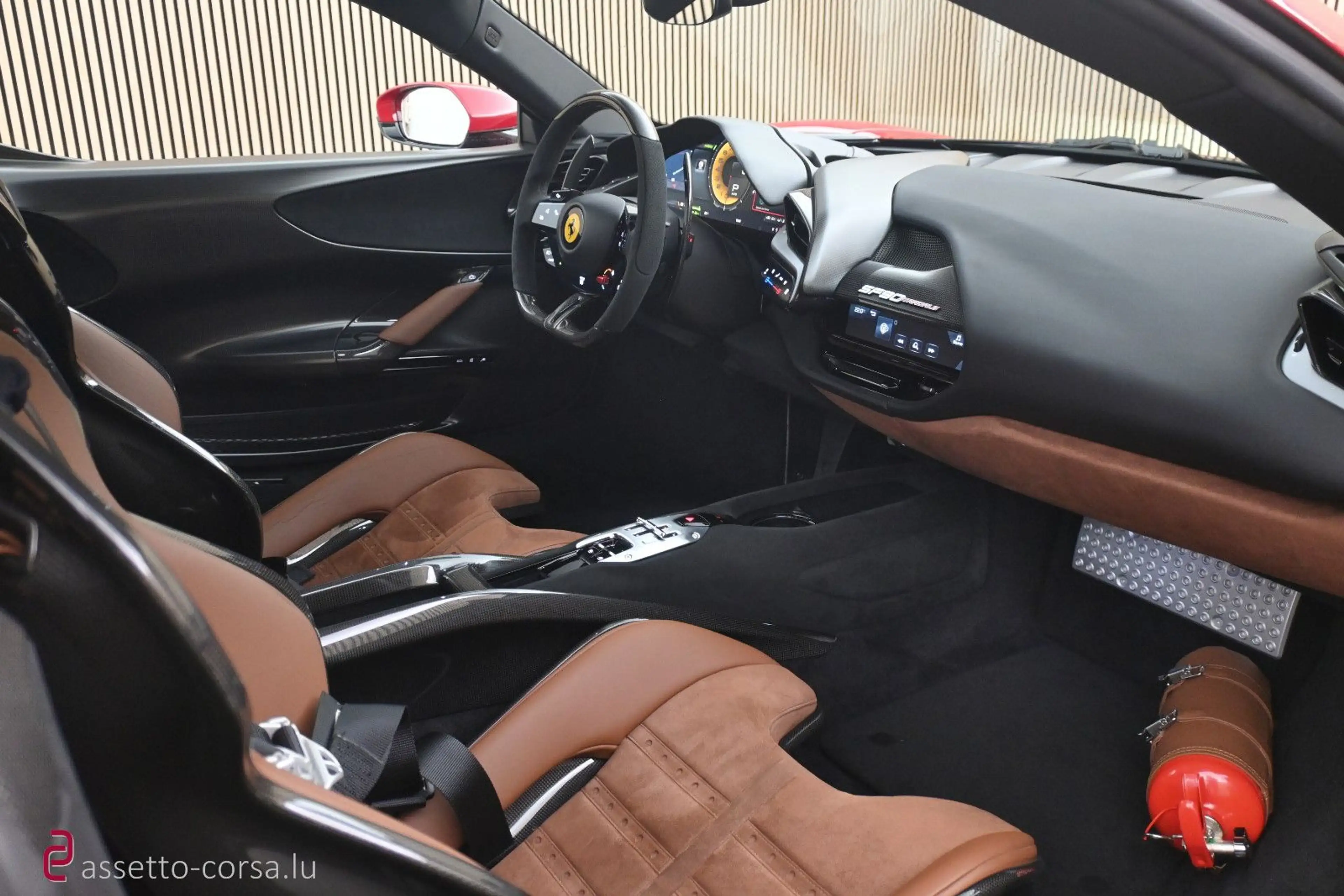 Ferrari SF90 Stradale Assetto Fiorano*Carbon*1. Hand — photo 14