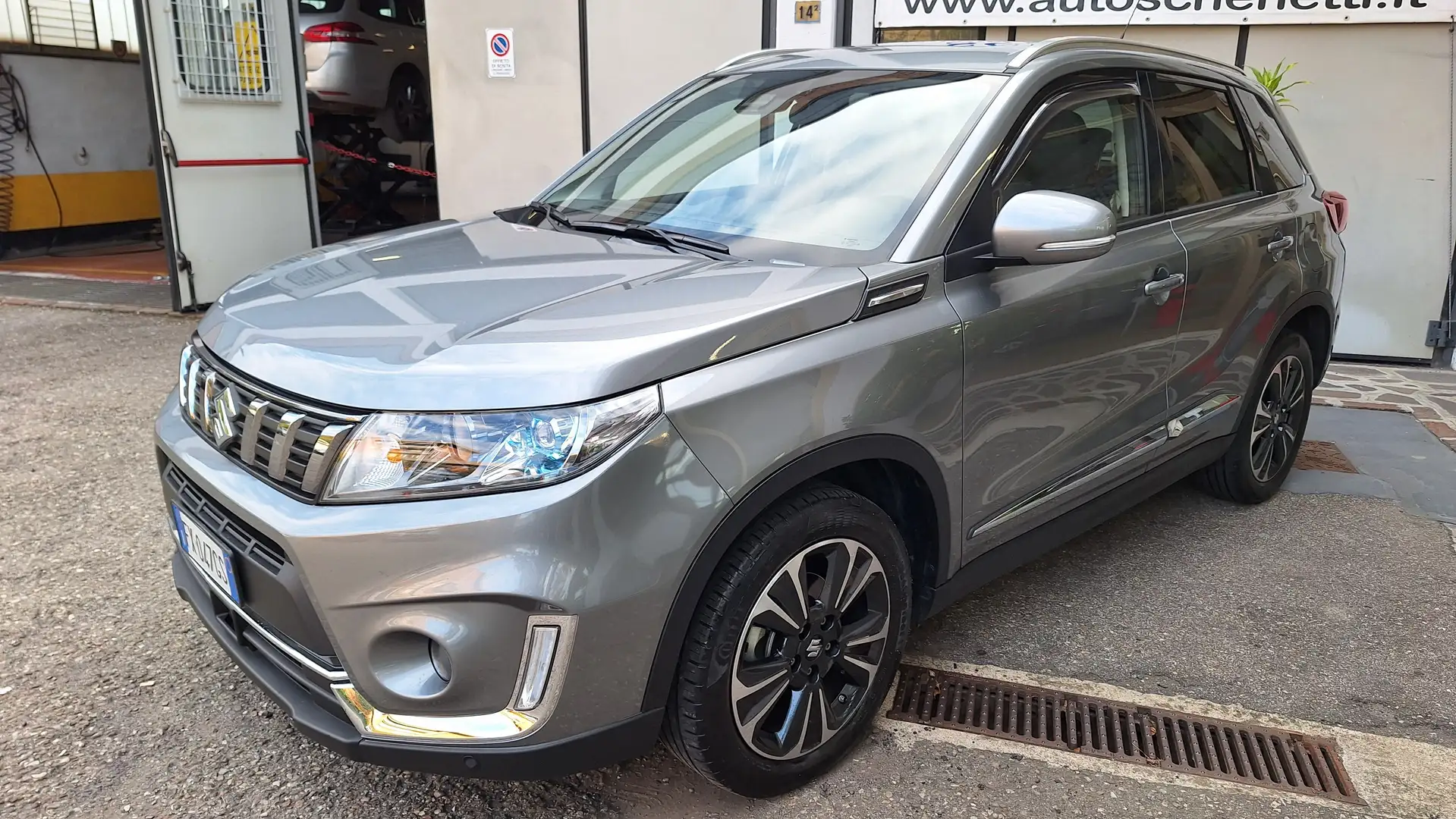 Suzuki Vitara Vitara II 1.4Starview 2WD C.A.  UNICOPROPRIETARIO Gris - 2