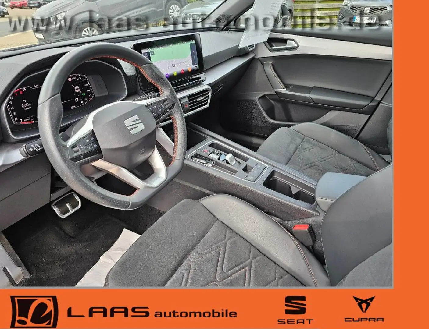 SEAT Leon LEON FR PLUS 2.0 TSI 140 KW (190 PS) 7-GANG-DSG Weiß - 2