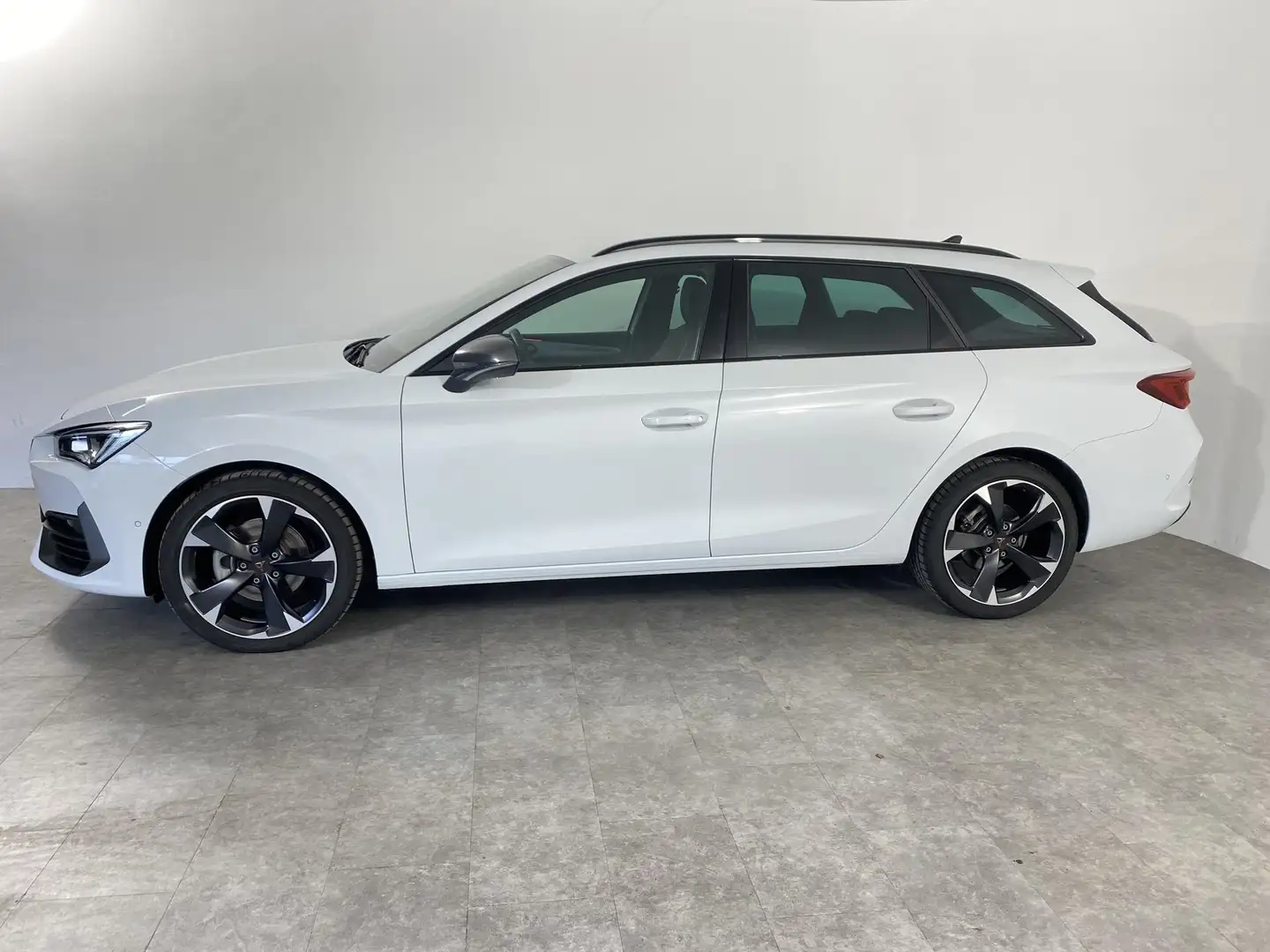 CUPRA Leon Sportstourer 1.5 eTSI DSG LED*NAVI*ACC 110 kW (... Blanc - 2