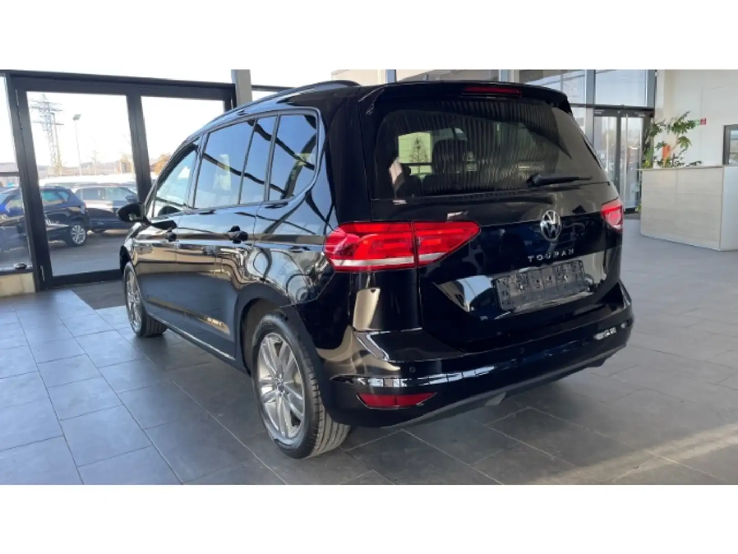 Volkswagen Touran Comfortline Navi ACC LED 7 Sitzer Digitales Cockpi Zwart - 2