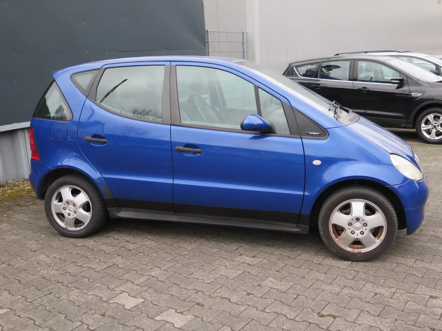 Mercedes-Benz A 160 AVANTGARDE,Tüv u. Insp. Neu, 2.HND, TOP Albastru - 2