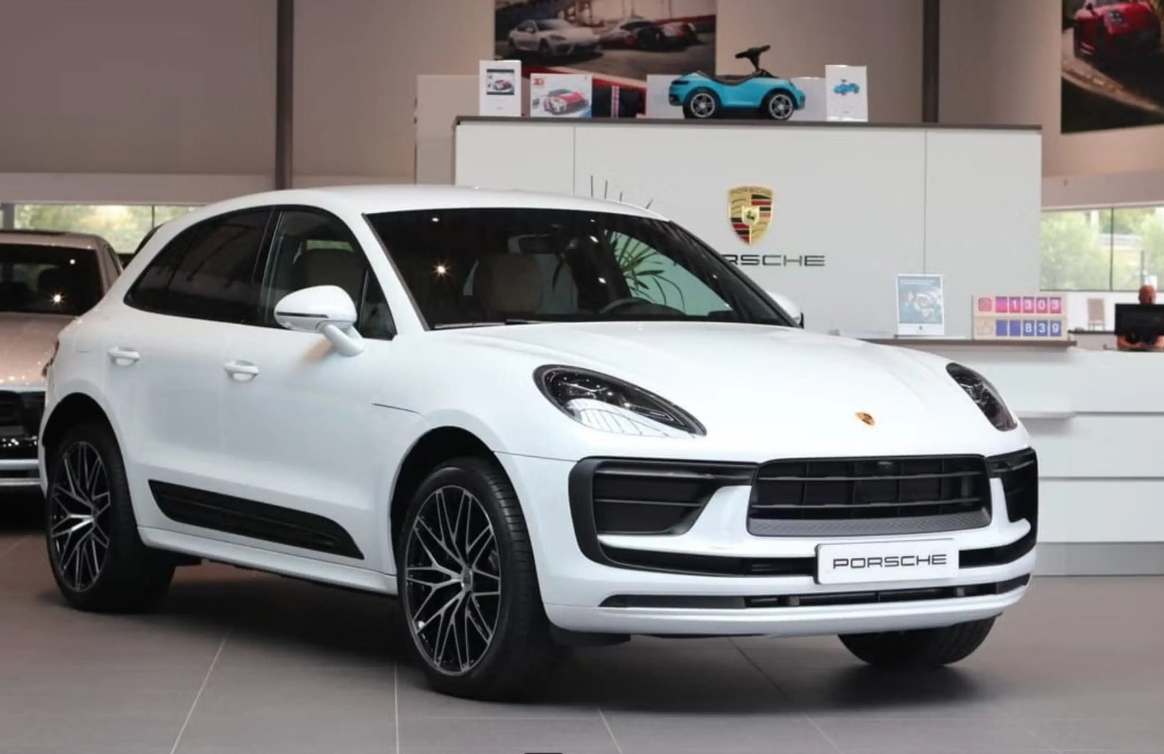 Porsche Macan Macan — photo 7