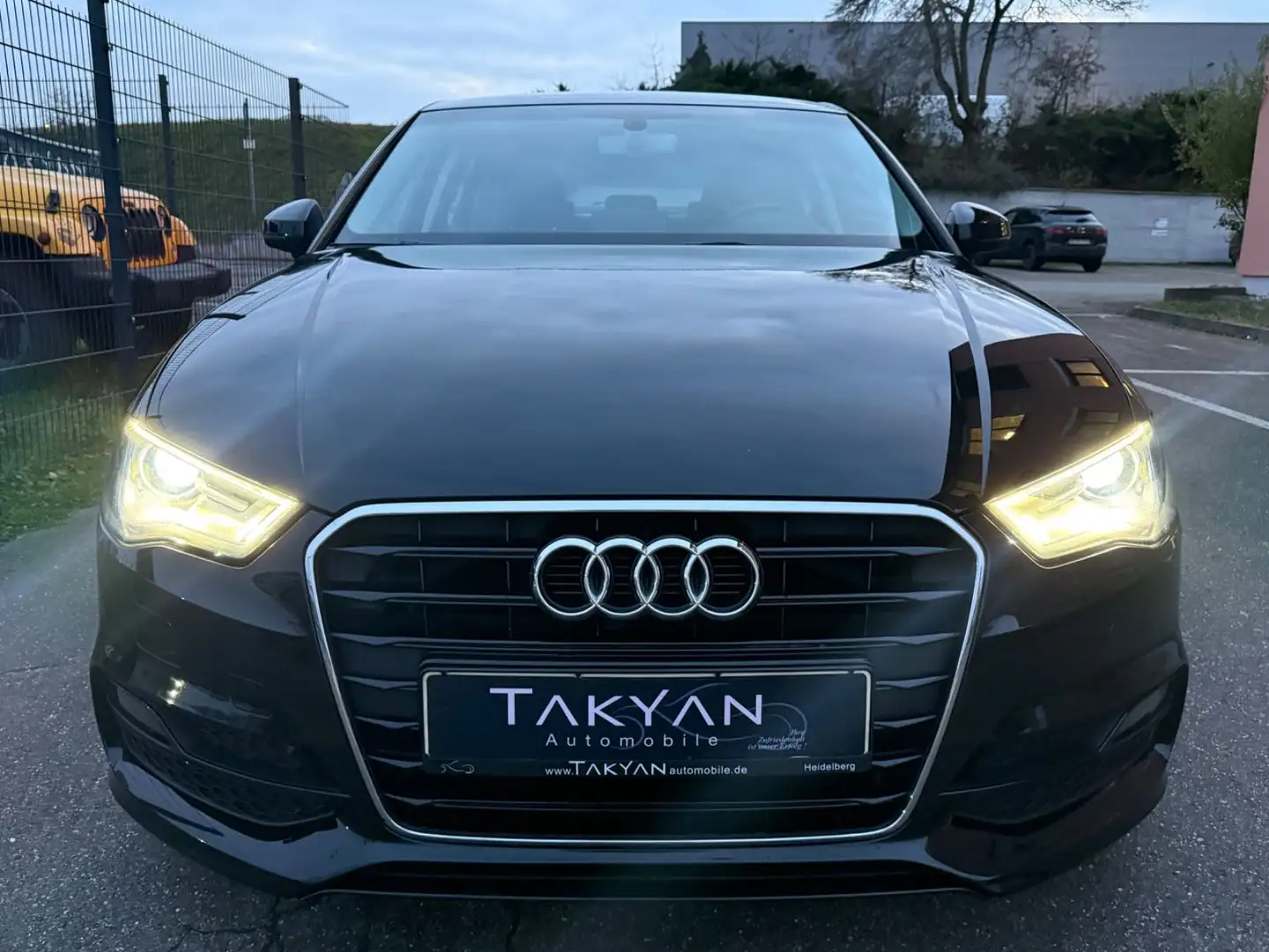 Audi A3 Limousine ambition S-Line / 2.Hand / XENON Noir - 2