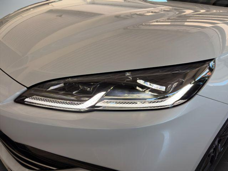 BYD Seal 6 DM-i TOURING Boost /LED/17Z/NAV/ACC/RFK 135 kW ... — photo 14