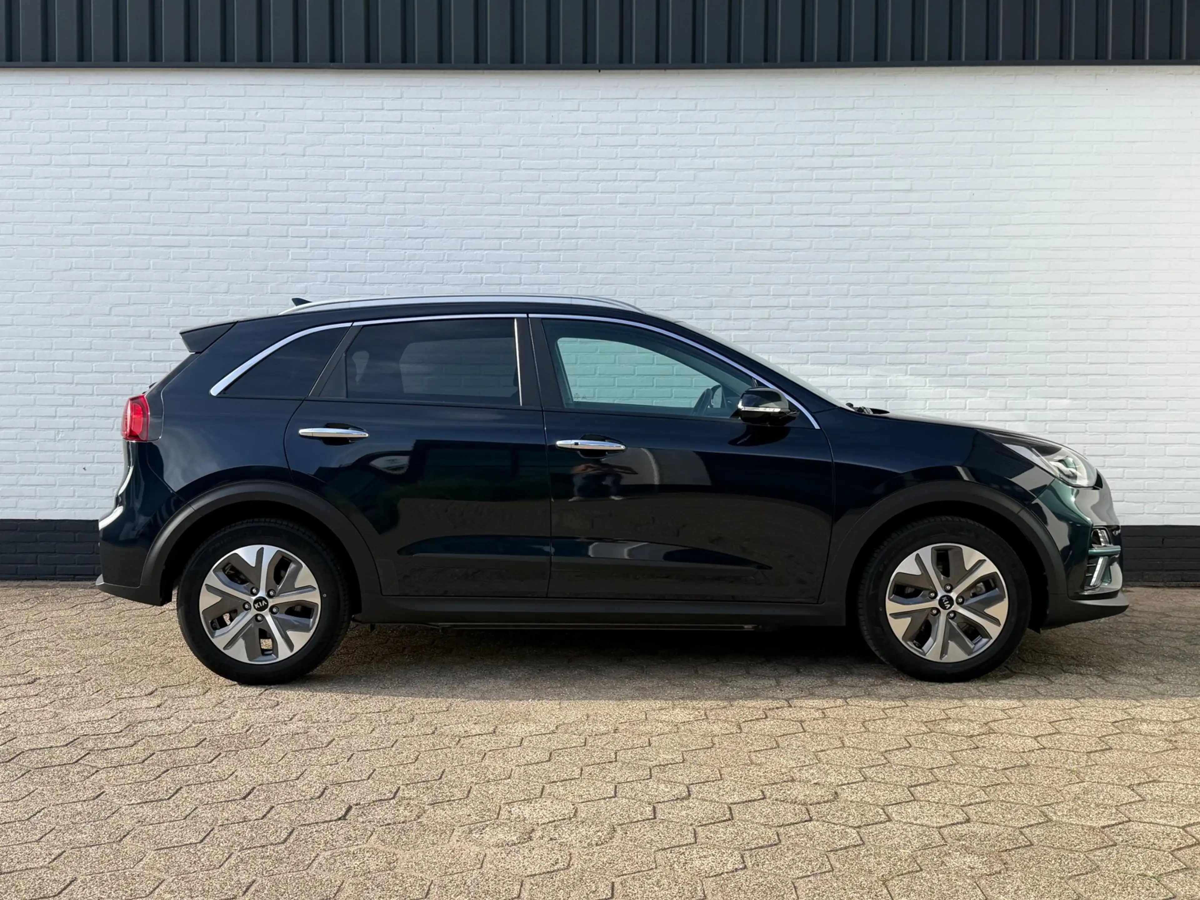 Kia e-Niro ExecutiveLine 64 kWh LEDER l SCHUIFDAK l SoH 99% — photo 8